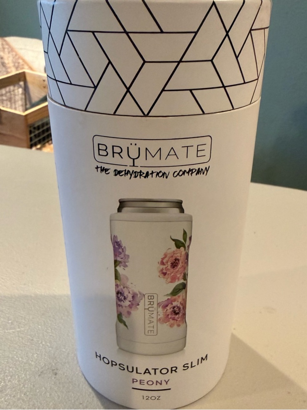 BrüMate Slim Peony Hopsulator Can Cooler - White with Pink & Purple Flowers